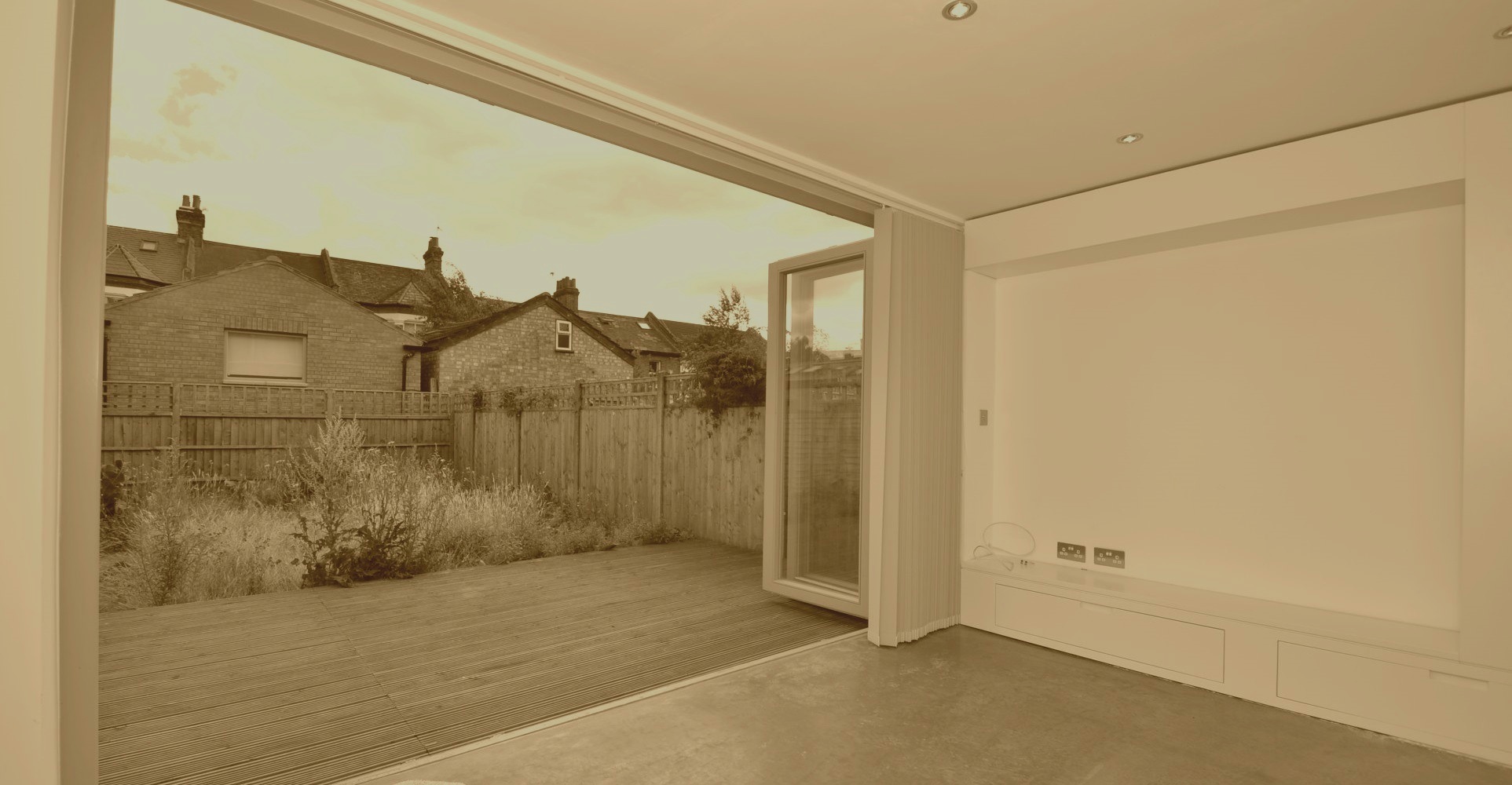 Slider, Glaziers in North Watford, WD24